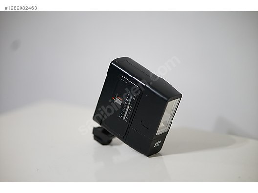 Used & Brand New Items / Cameras & Photographic Equipment / Analogue Film Cameras / 35 mm SLR / Ricoh