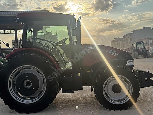 Machinery / Agricultural Machines / Tractors / Case IH / Farmall 100M