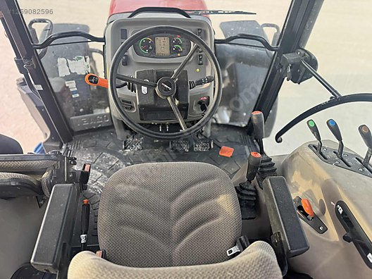 Machinery / Agricultural Machines / Tractors / Case IH / Farmall 100M