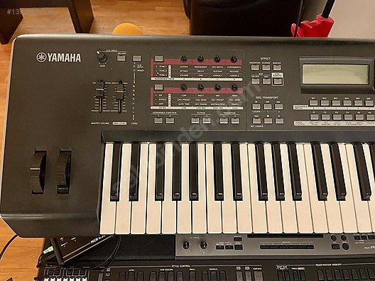Yamaha MOX6 Synth Sorunsuz / Uygun Fiyat - Synthesizer ve Tuşlu
