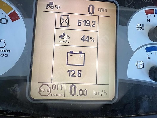 Machinery / Agricultural Machines / Tractors / New Holland / T5.110