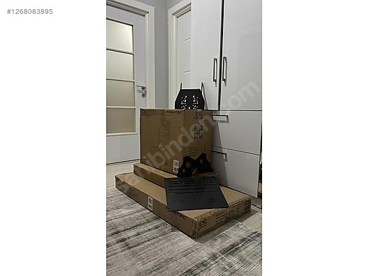 Used & Brand New Items / Gaming & Gamers Exclusive / Gaming Equipment / PC Game Racing Wheels