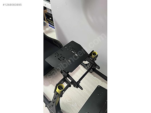 Used & Brand New Items / Gaming & Gamers Exclusive / Gaming Equipment / PC Game Racing Wheels