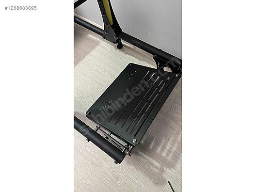 Used & Brand New Items / Gaming & Gamers Exclusive / Gaming Equipment / PC Game Racing Wheels