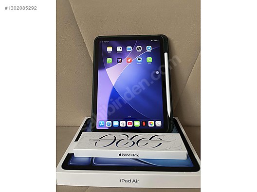 Apple iPad Air 6 128 GB Tablet - 1302085292
