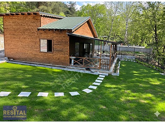 NİLÜFER DEMİRCİ'DE DOĞA İÇİNDE MUHTEŞEM AHŞAP EV