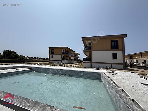 MANAVGAT'TA SATILIK SİTE İÇERİSİNDE 3+1 VİLLA