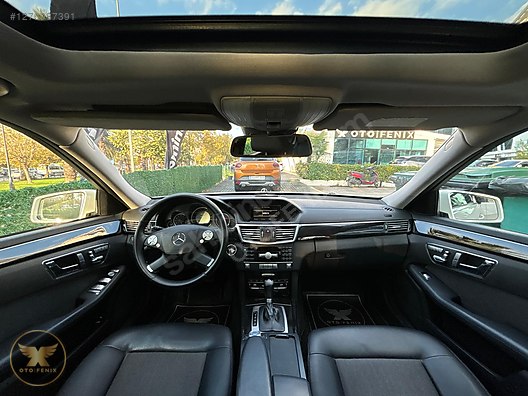 OTOFENİX 2011 MERCEDES-BENZ E200 CGI AVANTGARDE CAM TAVAN+ISITMA