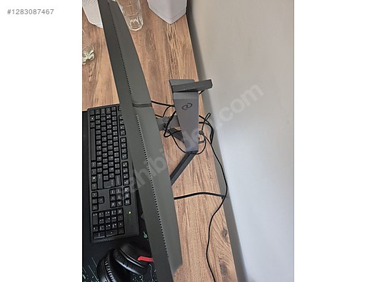 Used & Brand New Items / Computers / Monitors / LED & LCD Monitör