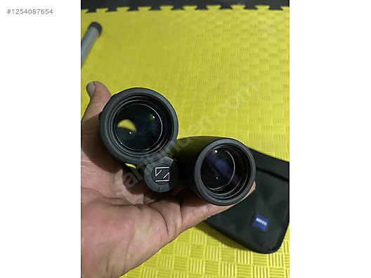 Used & Brand New Items / Cameras & Photographic Equipment / Binoculars