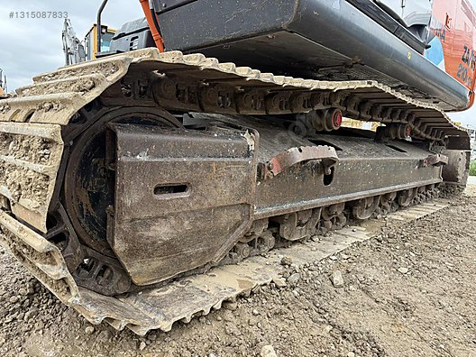 Hitachi / UYGAR MAKİNA-2017 HITACHI ZX210LCH-5A ORJİNAL on