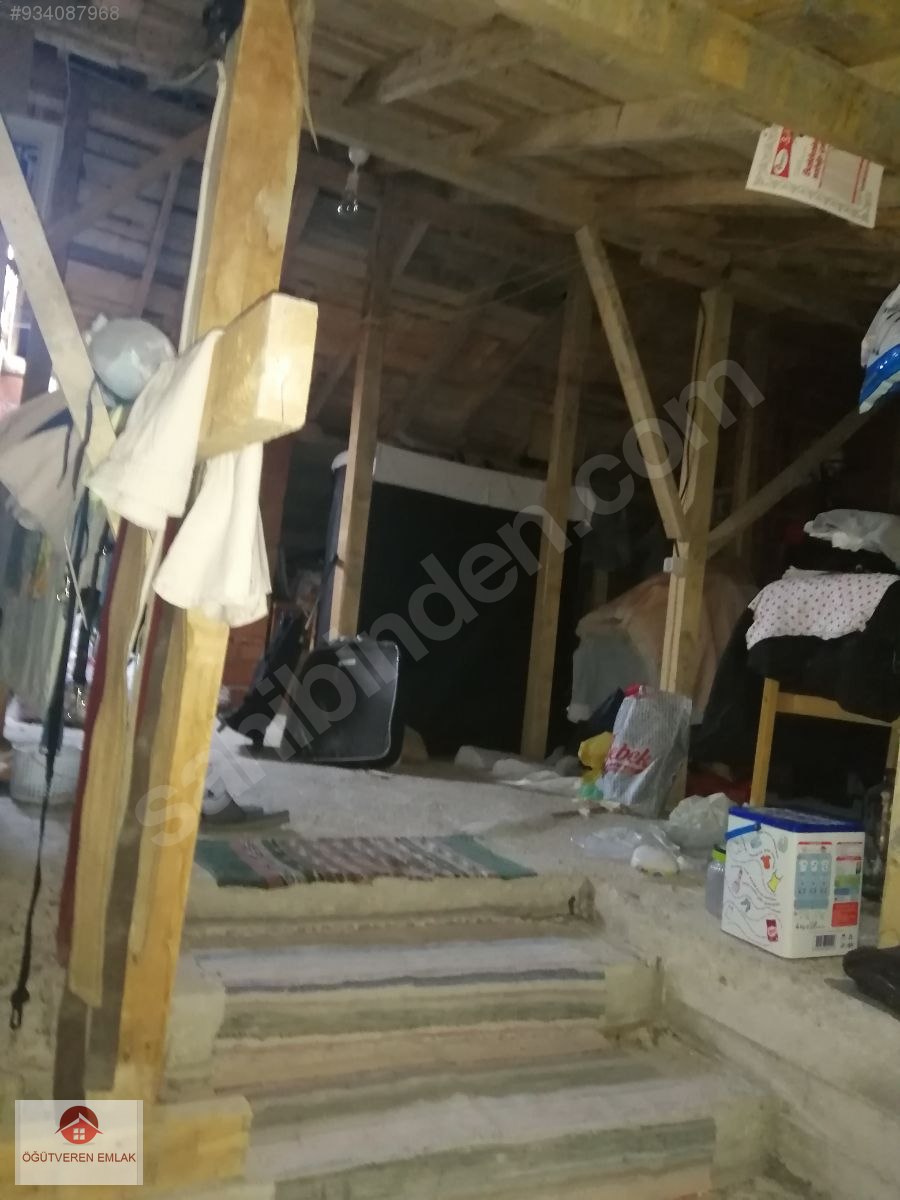 <em>ÖĞÜTVEREN</em> ÇANKAYA MAH. 2 KATLI 200 M2 TEK TAPULU BAHÇELİ EV Satılık
