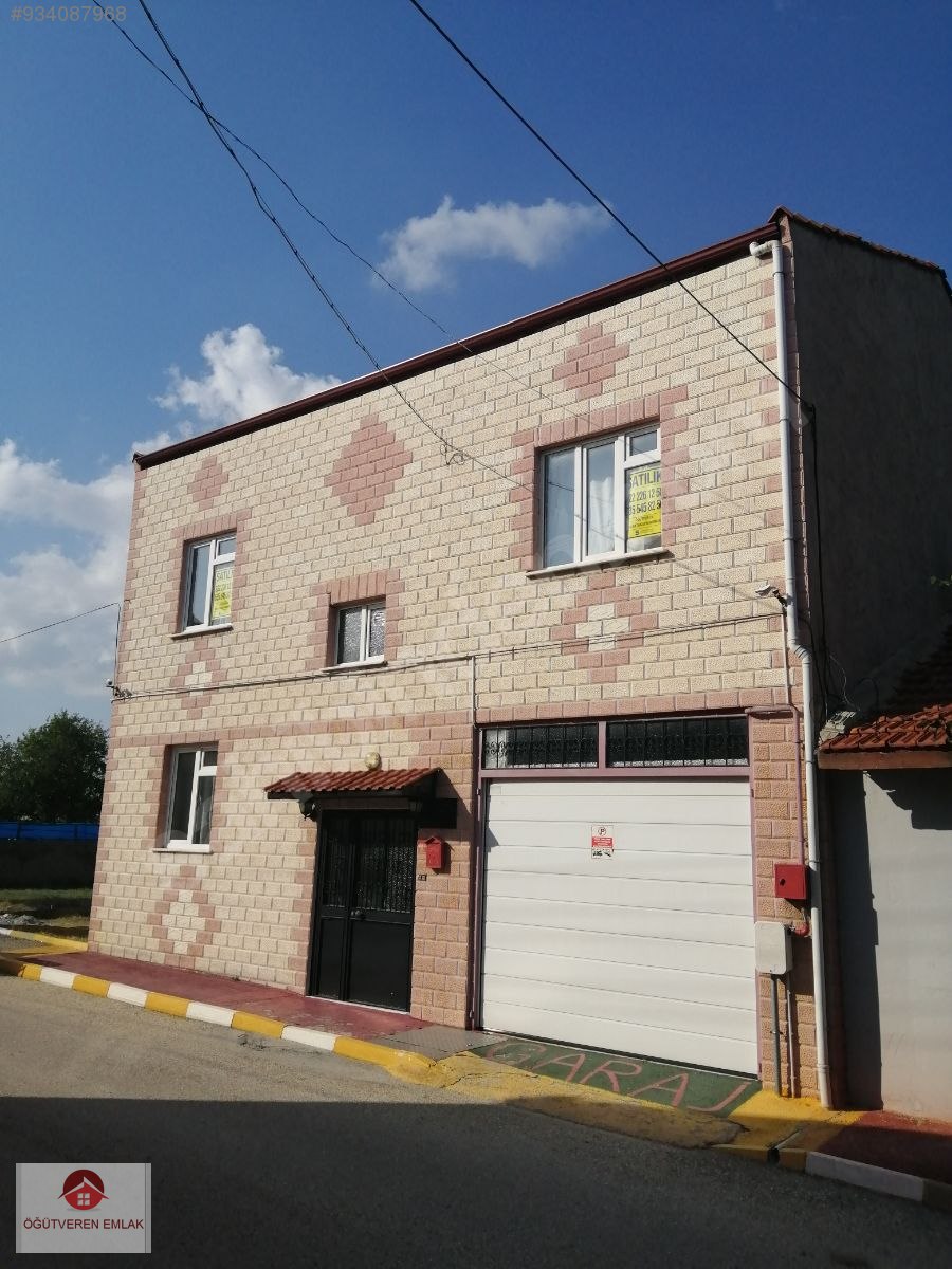 <em>ÖĞÜTVEREN</em> ÇANKAYA MAH. 2 KATLI 200 M2 TEK TAPULU BAHÇELİ EV Satılık