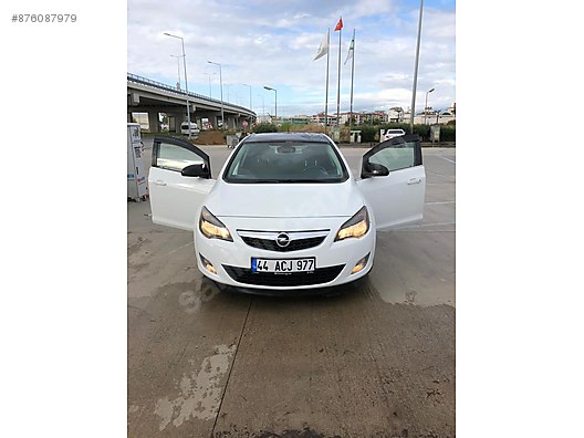 Opel Astra 1 4 T Enjoy Plus Opel Astra J Kasa Turbo 140 Beygir Otomatik Vites Full Full At Sahibinden Com 876087979