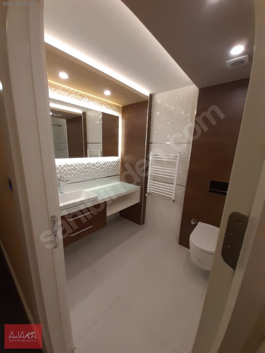 ADANA M1 REAL AVM YANI 350 m² KİRALIK OFİS 901088366