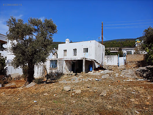 MİLAS KAZIKLI KÖY MERKEZİNDE BAHÇELİ MÜSTAKİL EV #1286088519