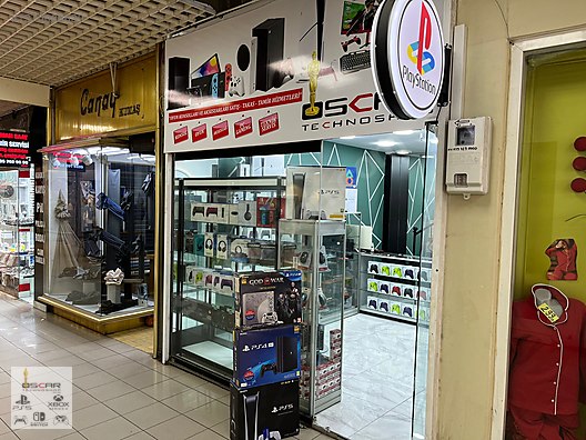 Used & Brand New Items / Gaming & Gamers Exclusive / Gaming Equipment / PC Controller & Gamepad