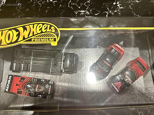 Hot Wheels Premium ADVAN Collector Set 2025 1:64 Ölçek,Kutulu at