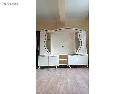 Used & Brand New Items / Home Decor / Furniture / Den & Living Room / TV Unit