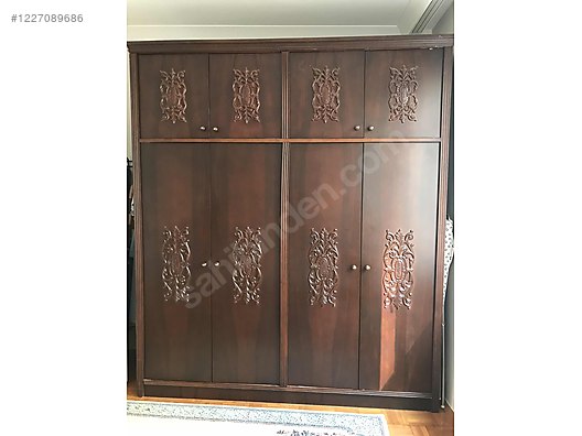 Used & Brand New Items / Home Decor / Furniture / Bedroom / Wardrobe