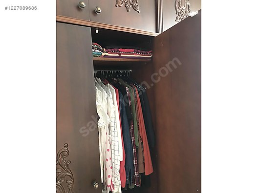 Used & Brand New Items / Home Decor / Furniture / Bedroom / Wardrobe