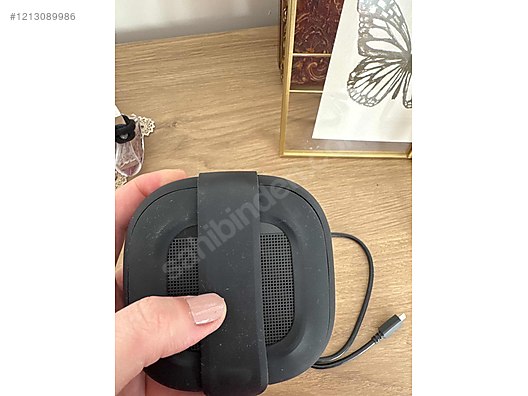 Used & Brand New Items / Cell Phones & Accessories / Accessories / Bluetooth Headphones