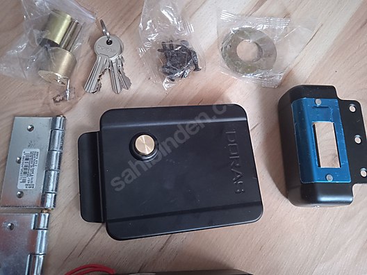 İkinci El ve Sıfır Alışveriş / Bahçe & Yapı Market / Yapı Malzemeleri / Kapı & Pencere / Elektronik Kilit