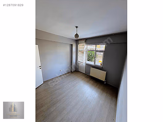 İPEK'TEN ESENLER METRONUN DİBİN DE 2+1 BOYALI TEMİZ DAİRE #1287091829