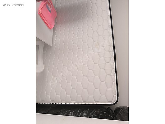 Used & Brand New Items / Home Decor / Furniture / Bedroom / Beds