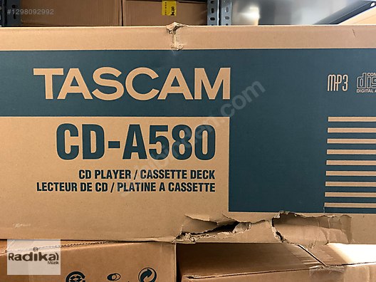 Kutu Hasarlı Tascam CD-A580 V2 CD Çalar Kasetçalar ve USB