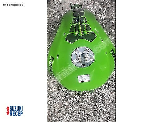 Yakıt Sistemi / Kawasaki Zx10r Benzin Depo 2004.05.06 Arası