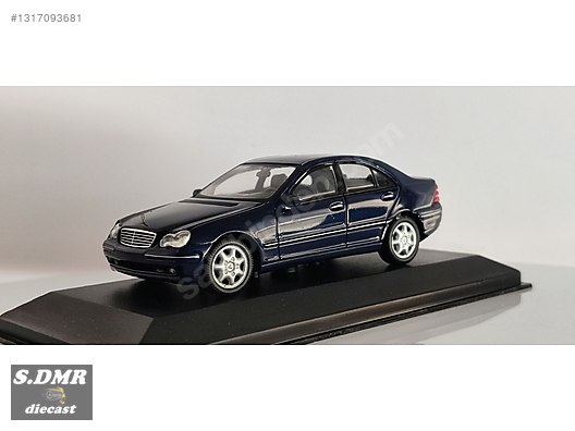 Minichamps Diecast Model 1:43 Mercedes Benz Araba - 1317093681