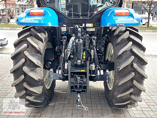 İş Makineleri & Sanayi / Tarım Makineleri / Traktör / New Holland / TR6.145S