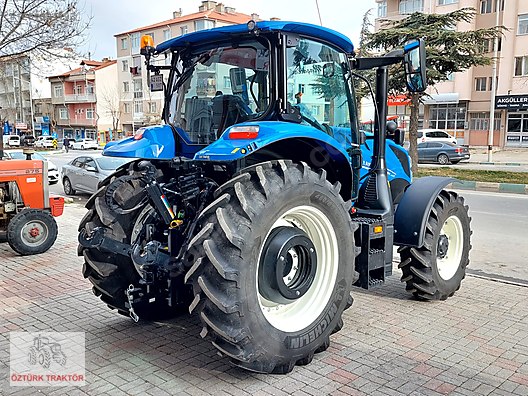 TR6.145S 2023 New Holland