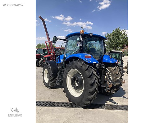 Machinery / Agricultural Machines / Tractors / New Holland / TR6.130