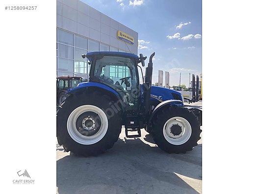 Machinery / Agricultural Machines / Tractors / New Holland / TR6.130