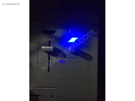 Phonic MX202 2 Kanal DJ Mikser - Arızalı / Parça Niyetine (İzmir