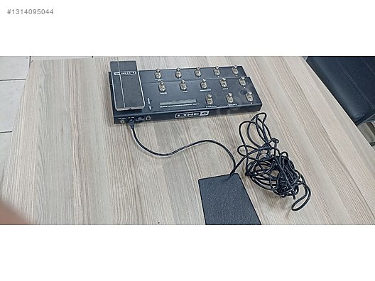Line6 POD X3 PRO rack sistem Line6 FBV Shortboard MK2 footswitch
