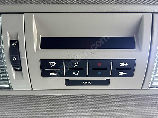 Vasıta / Minivan & Panelvan / Volkswagen / Caravelle / 2.0 TDI Comfortline