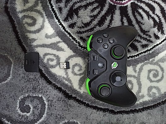 Used & Brand New Items / Gaming & Gamers Exclusive / Gaming Equipment / PC Controller & Gamepad