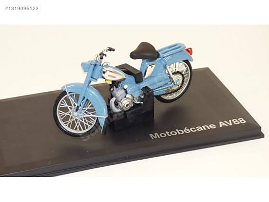 Mobylette MOTOBECANE AV88 de 1976 La Bleue Miniature 1/18 Métal NOREV Mobylette MOTOBECANE AV88 de 1976 La Bleue Miniature 1/18 Métal NOREV
