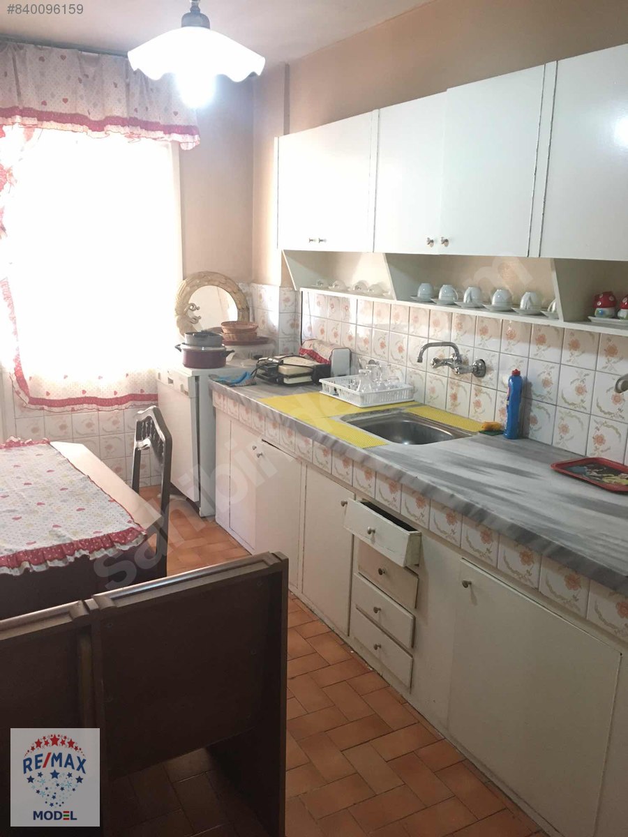 İzmir,Bornova,Ege üniversitesi yakını,Eşyalı,3+1 daire Kiralık Daire