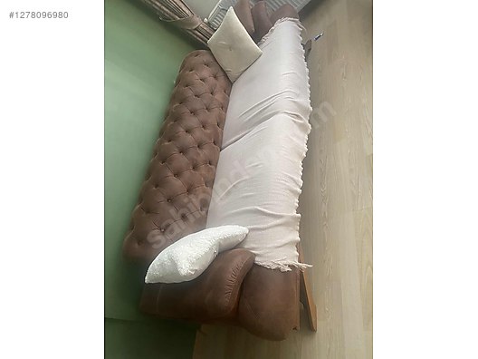 Used & Brand New Items / Home Decor / Furniture / Den & Living Room / Living Room Furniture