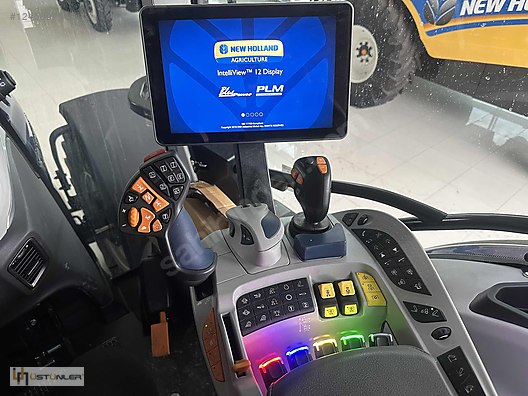 T7.270 2023 New Holland