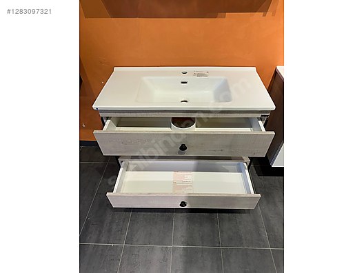 Used & Brand New Items / Garden & Home Improvement / Home Improvement / Bathroom & Kitchen / Bathroom Cabinets