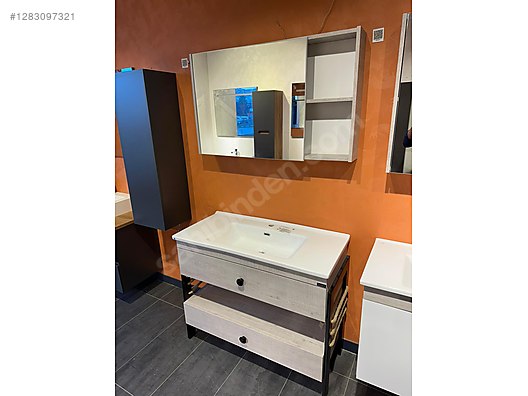 Used & Brand New Items / Garden & Home Improvement / Home Improvement / Bathroom & Kitchen / Bathroom Cabinets