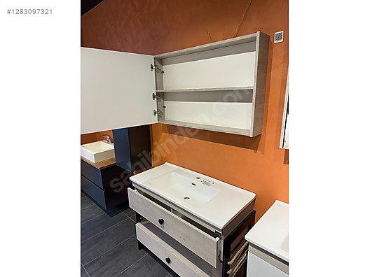 Used & Brand New Items / Garden & Home Improvement / Home Improvement / Bathroom & Kitchen / Bathroom Cabinets