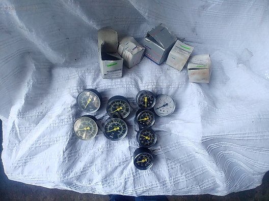 Used & Brand New Items / Electronics / Diagnostic & Test Devices / Pressure Gauge