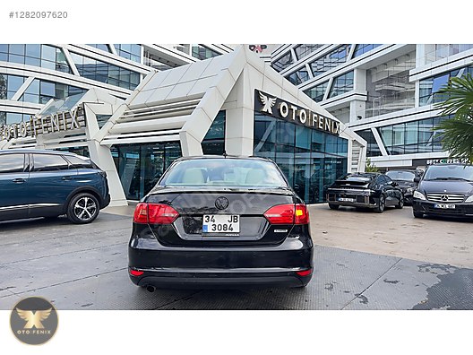 OTOFENİX 2012 VOLKSWAGEN JETTA 1.6 TDI COMFORTLINE DSG 160.000KM