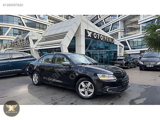 OTOFENİX 2012 VOLKSWAGEN JETTA 1.6 TDI COMFORTLINE DSG 160.000KM